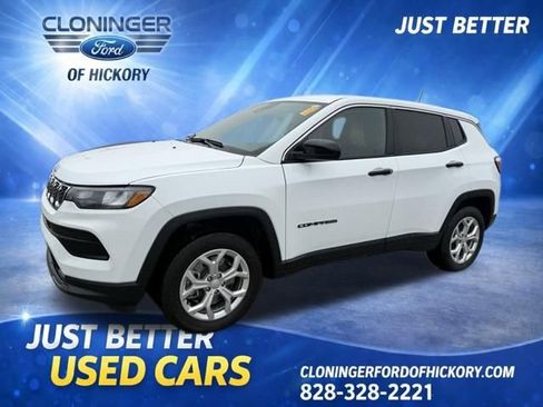 Used 2024 Jeep Compass Sport AWD/4WD image 1