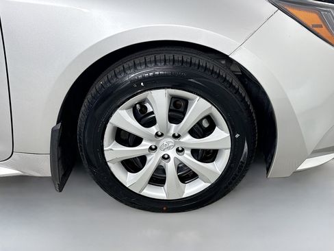 Used 2024 Toyota Corolla LE FWD image 31