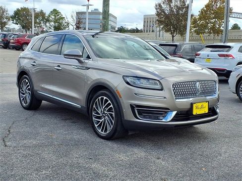 Used 2020 Lincoln Nautilus Reserve w/ Equipment Group 201A image 20