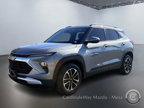 Used 2024 Chevrolet TrailBlazer LT w/ LPO, Blackout Package image 8