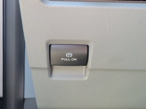 Used 2024 Ford F250 XL w/ XL Driver Assist Package AWD/4WD image 16