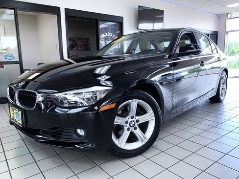 Used 2014 BMW 328i xDrive Sedan AWD/4WD image 2