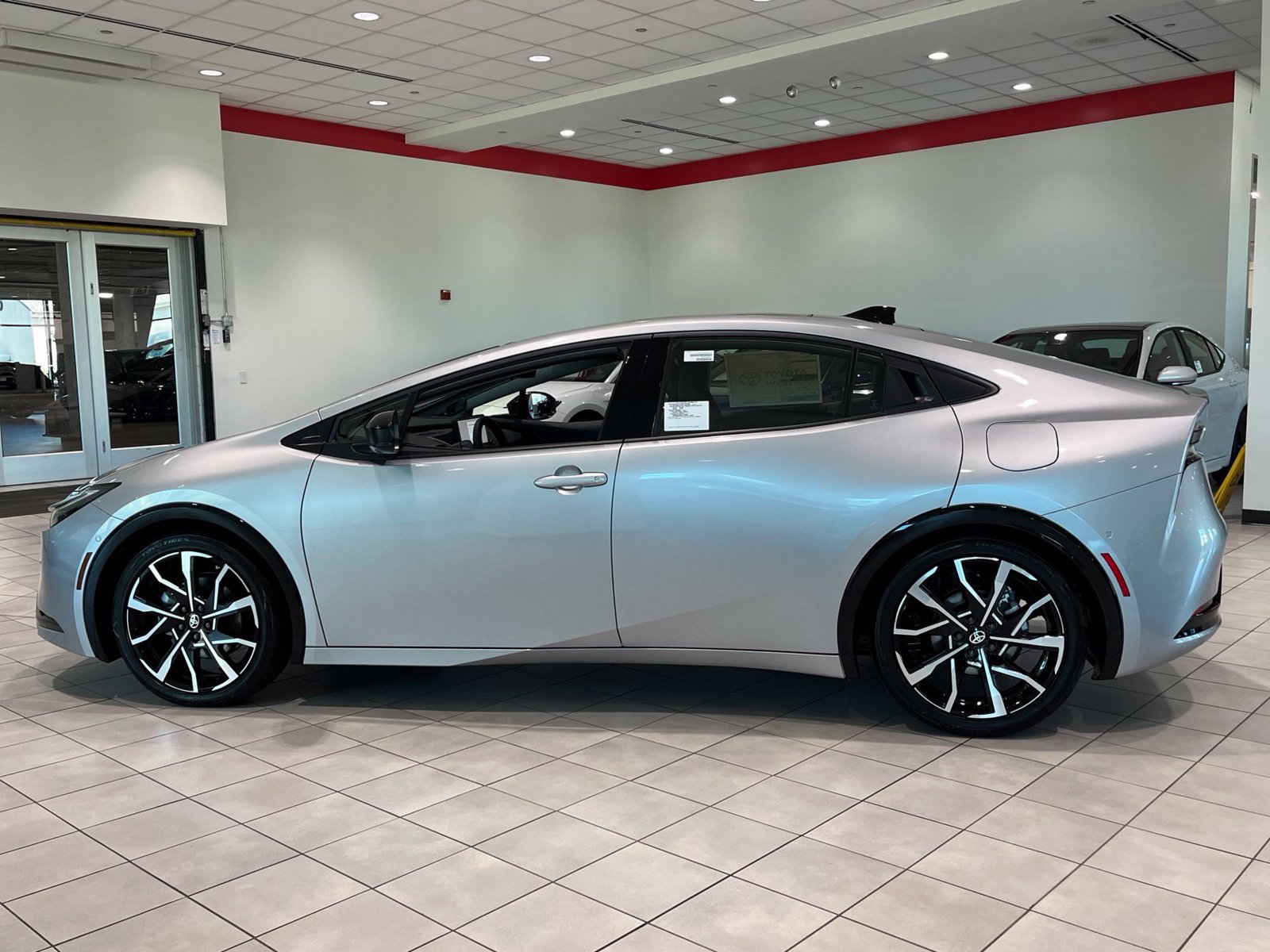 New 2027 Toyota Prius Plug-In Hybrid w/ Limited Premium Package FWD image 5