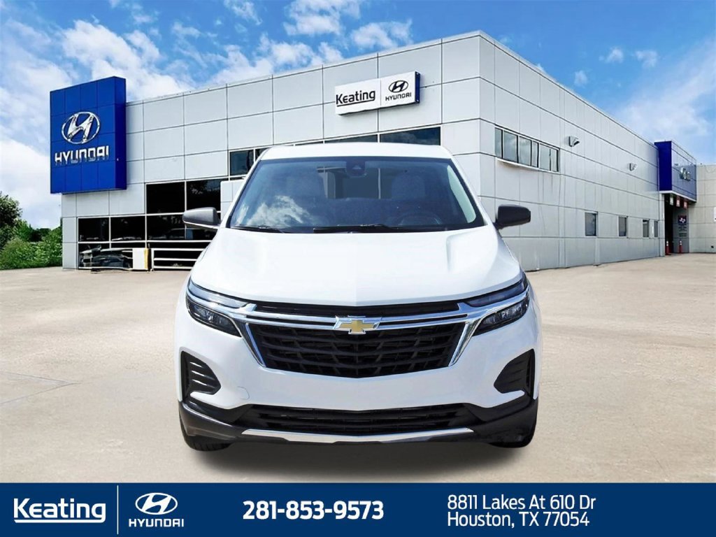 Used 2024 Chevrolet Equinox LS FWD image 2