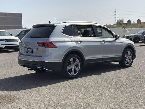 Used 2021 Volkswagen Tiguan SEL AWD/4WD image 6