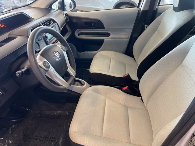 Used 2013 Toyota Prius C One FWD image 4