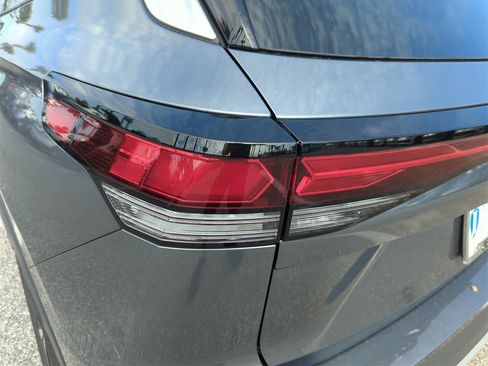 New 2026 Volkswagen Tiguan S image 14