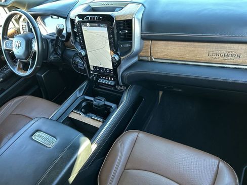 Used 2024 RAM 3500 Limited w/ Towing Technology Group image 29