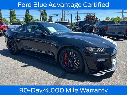 Used 2022 Ford Mustang Shelby GT500 w/ Technology Package RWD image 10