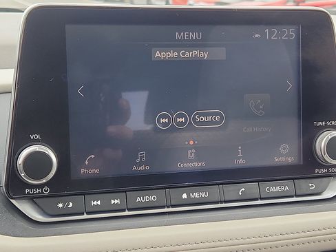 Used 2021 Nissan Rogue SV w/ Premium Package image 22