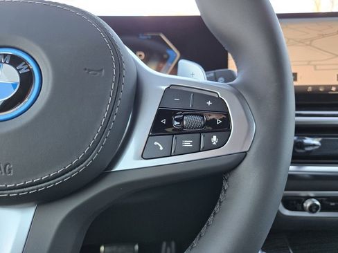New 2026 BMW X5 xDrive50e w/ M Sport Package image 31