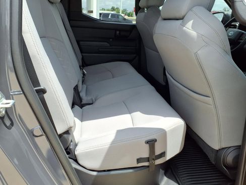 Certified 2024 Toyota Tacoma SR5 image 7