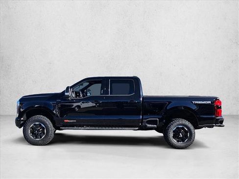 New 2026 Ford F250 Platinum w/ Tremor Off-Road Package image 5