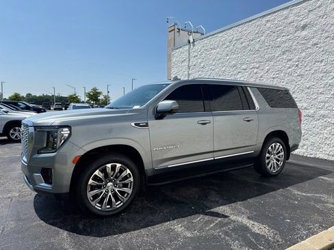Used 2024 GMC Yukon XL Denali w/ Max Trailering Package AWD/4WD image 3