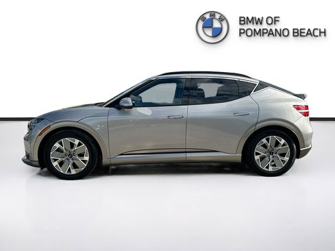 Used 2025 Genesis GV60 RWD image 4