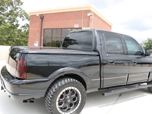 Used 2002 Lincoln Blackwood RWD image 58