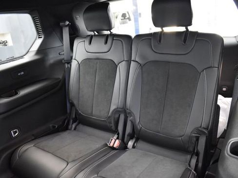 Used 2025 Jeep Grand Cherokee L Altitude image 39