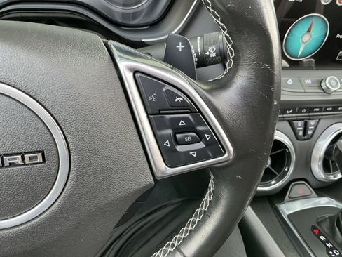 Used 2018 Chevrolet Camaro LT image 31