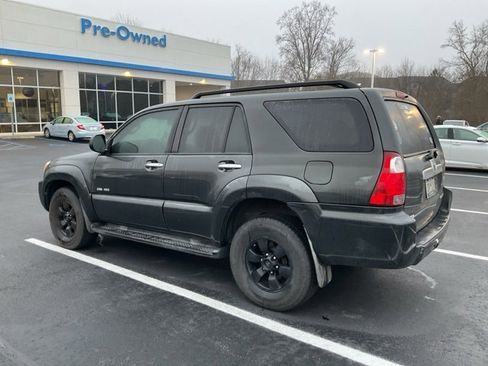 Used 2007 Toyota 4Runner SR5 image 7
