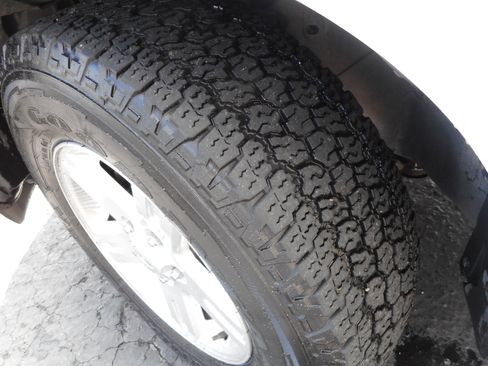Used 2010 Ford Escape 4WD Hybrid image 26