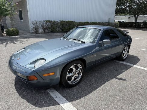 Used 1988 Porsche 928 S4 RWD image 1