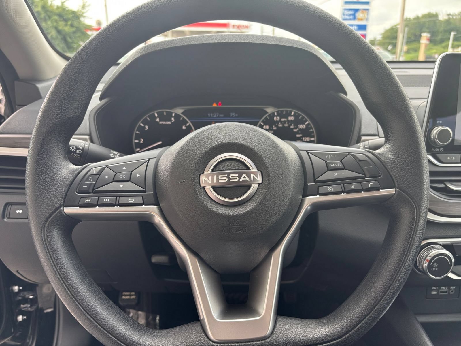 Used 2026 Nissan Altima 2.5 SV FWD image 27