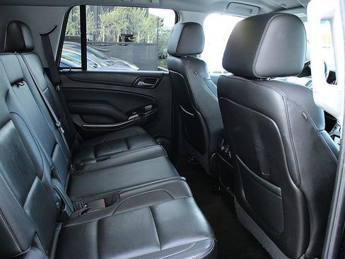 Used 2016 GMC Yukon SLT image 24