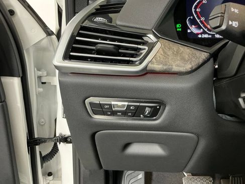 Used 2023 BMW X5 sDrive40i w/ Premium Package RWD image 17