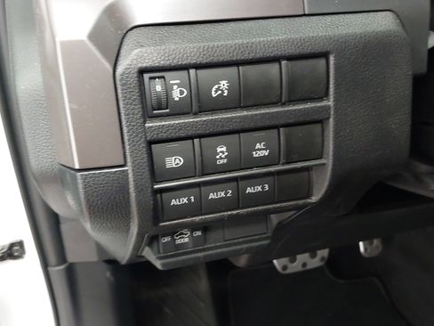 Used 2024 Toyota Tacoma TRD Sport w/ TRD Sport Upgrade Package image 23