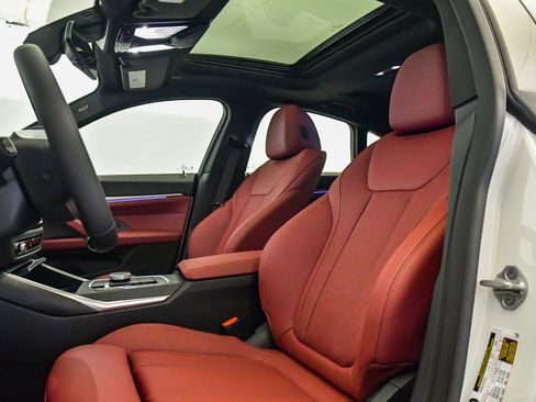 New 2026 BMW i4 xDrive40i w/ Premium Package image 17