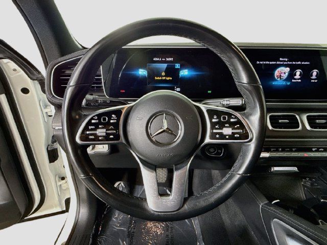 Used 2023 Mercedes-Benz GLS 450 4MATIC image 12