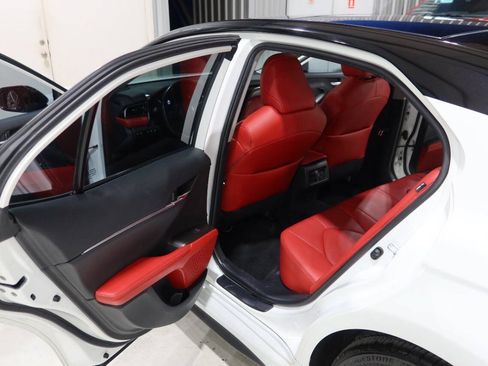 Used 2022 Toyota Camry XSE AWD/4WD image 16
