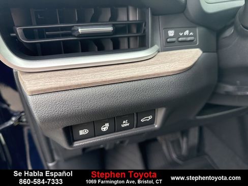 New 2026 Toyota Grand Highlander Limited image 15