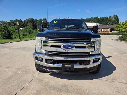 Used 2017 Ford F350 Lariat w/ Lariat Ultimate Package AWD/4WD image 4