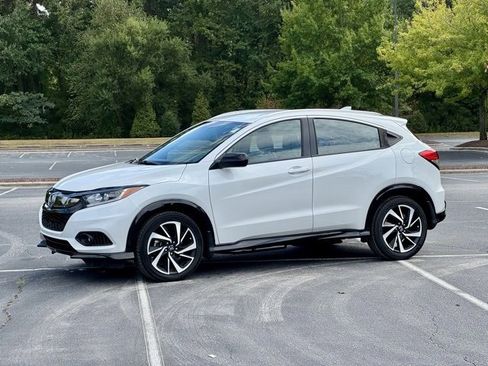 Used 2020 Honda HR-V Sport image 2