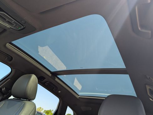 Used 2022 Audi Q7 Premium Plus w/ Premium Plus Package image 15