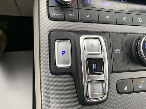 Used 2024 Hyundai Palisade Limited image 21