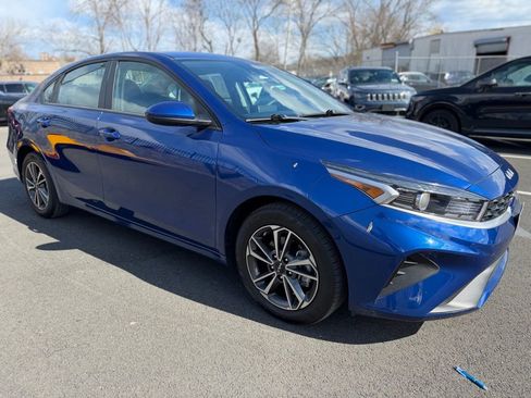 Used 2023 Kia Forte LXS FWD image 10