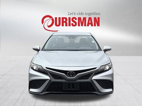 Used 2023 Toyota Camry SE image 6