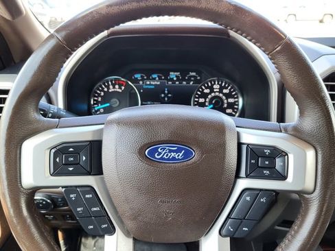 Used 2020 Ford F150 King Ranch w/ Equipment Group 601A Luxury AWD/4WD image 15