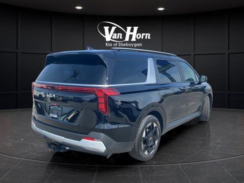 New 2026 Kia Carnival EX FWD image 7