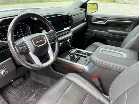 Used 2022 GMC Sierra 1500 SLT AWD/4WD image 18