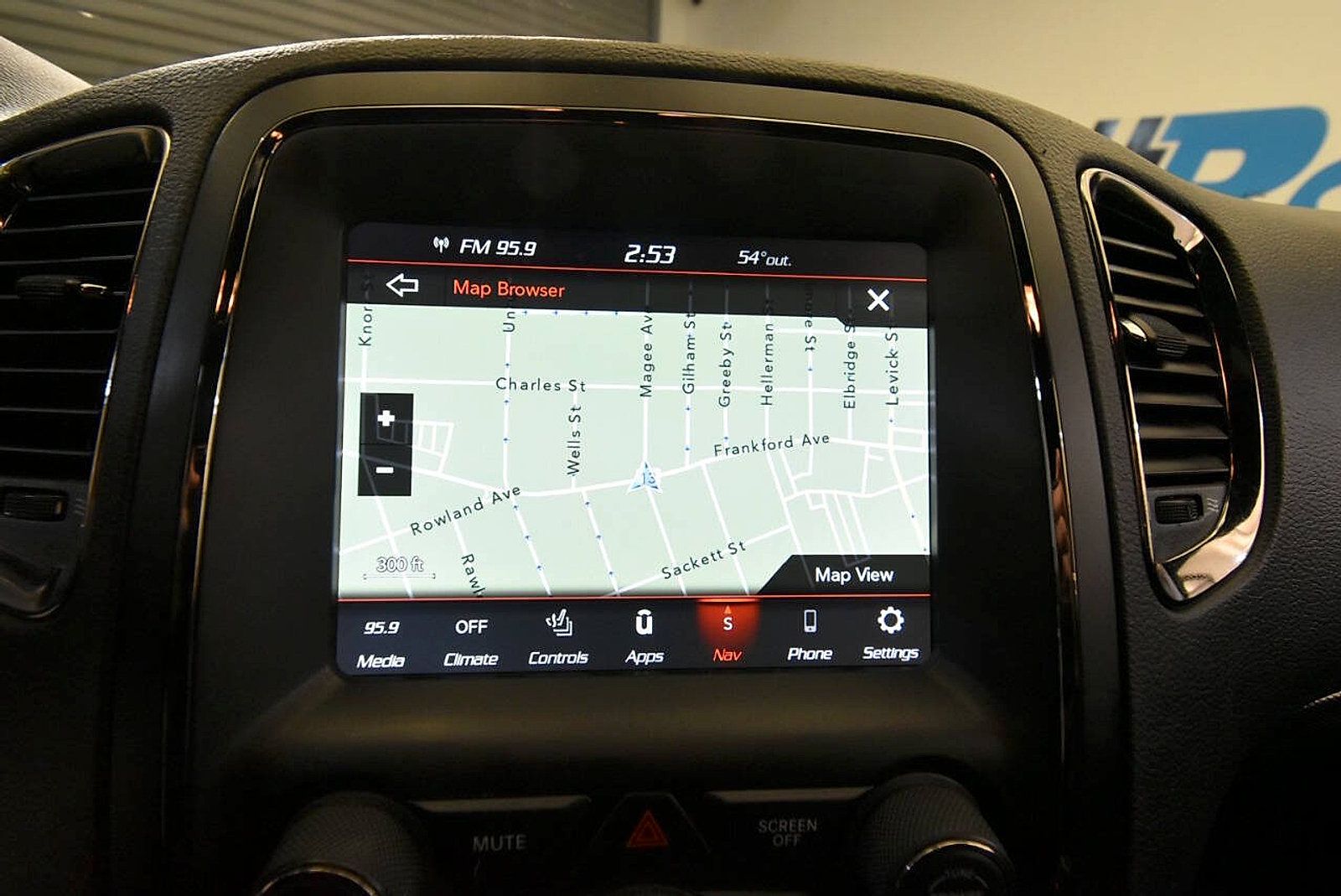 Used 2019 Dodge Durango SRT AWD/4WD image 33