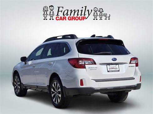 Used 2016 Subaru Outback 2.5i Limited image 3
