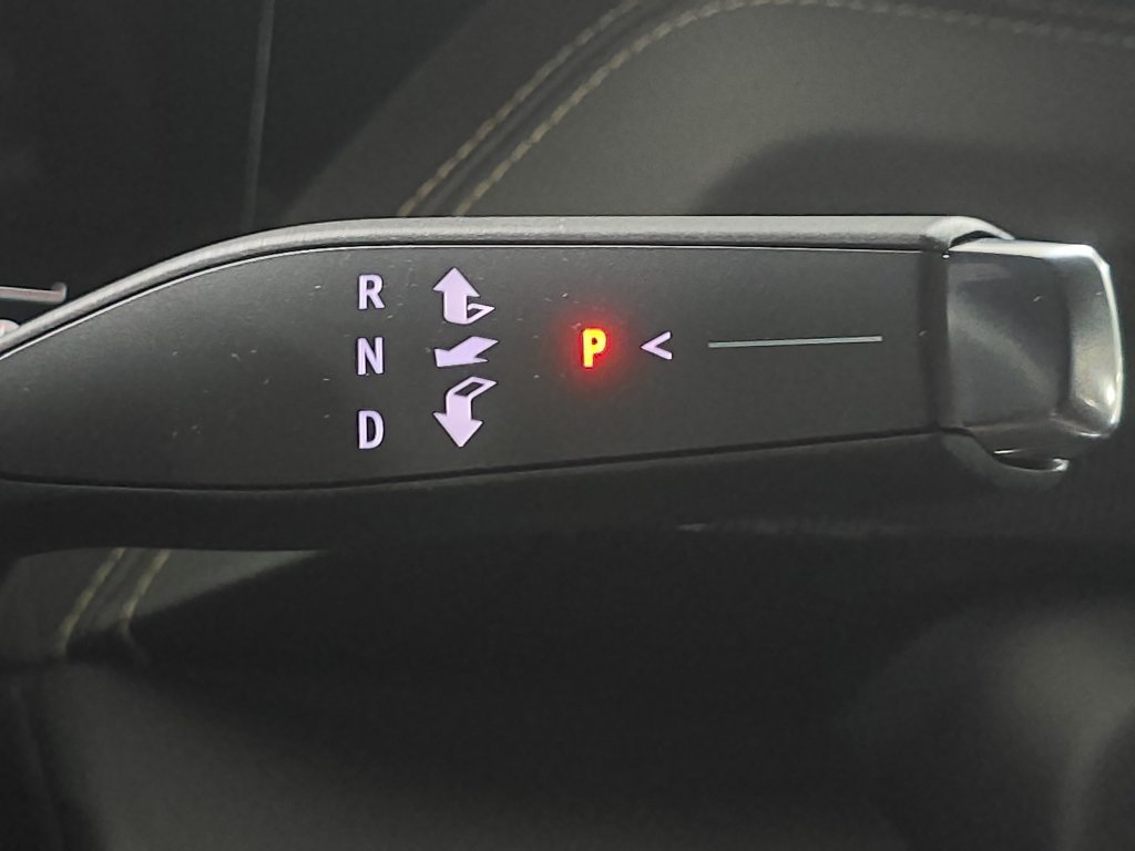 Used 2026 GMC Yukon Elevation RWD image 18