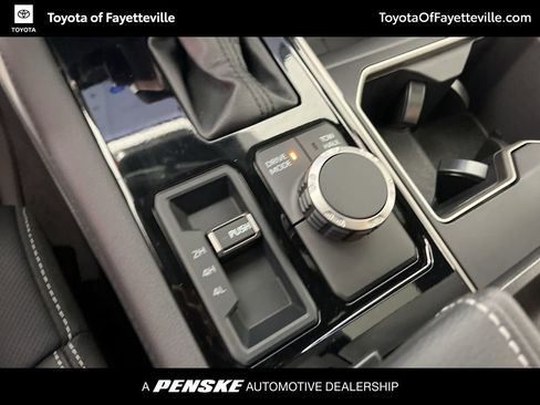 New 2026 Toyota Tundra Limited AWD/4WD image 35