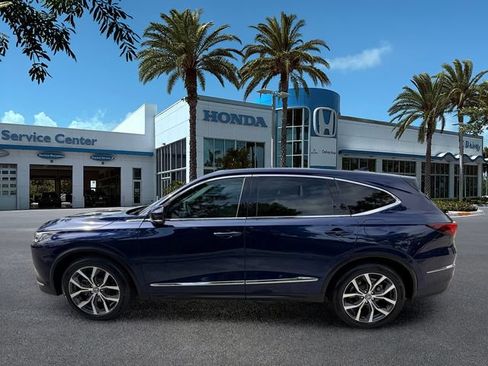 Certified 2024 Acura MDX FWD w/ Technology Package image 5
