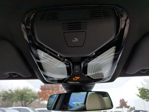 Certified 2023 BMW 330i Sedan w/ Premium Package image 27