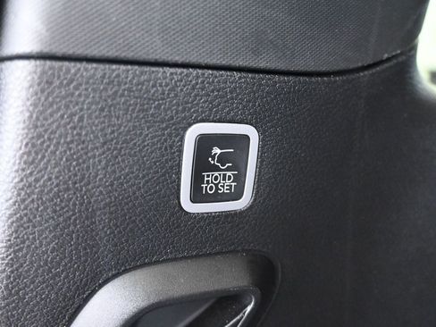 Used 2022 Jeep Wagoneer Series II image 40