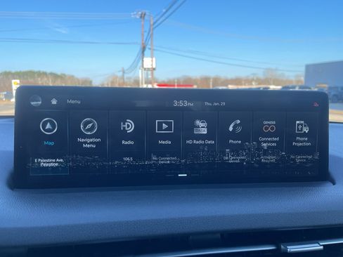 Used 2025 Genesis GV70 2.5T image 25